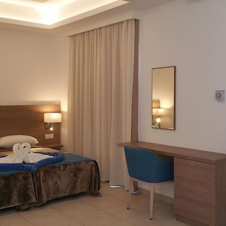 Marica's Boutique Hotel Kissonerga Extérieur photo